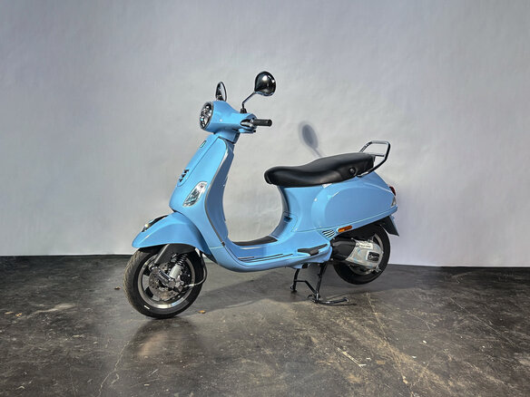 2025 Vespa VXL 125, голубой, 420000 рублей