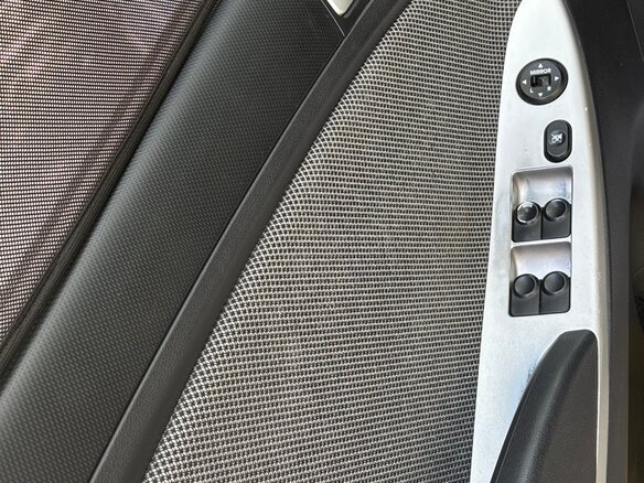 2011 Hyundai Solaris I, серебристый - вид 15