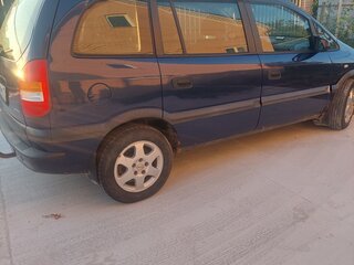 2001 Opel Zafira A, синий, 330000 рублей, вид 4