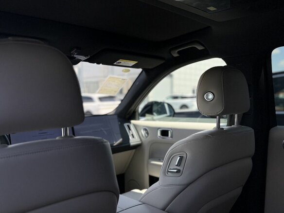 2025 Li Auto (Lixiang) L7 52.3 kWh I Рестайлинг, чёрный - вид 19
