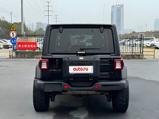 2022 Jeep Wrangler IV (JL), чёрный, 6839000 рублей, вид 5