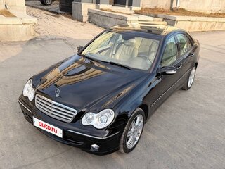 2006 Mercedes-Benz C-Класс 230 II (W203) Рестайлинг, чёрный, 1550000 рублей, вид 1
