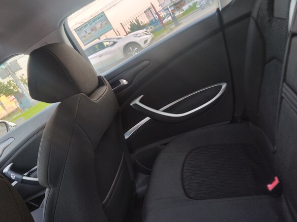 2012 Citroen C5 II, чёрный, 550000 рублей - вид 9