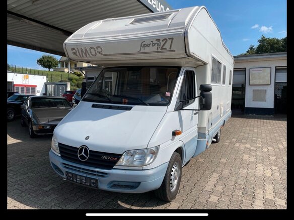 2001 Mercedes-Benz Sprinter, белый, 3200000 рублей