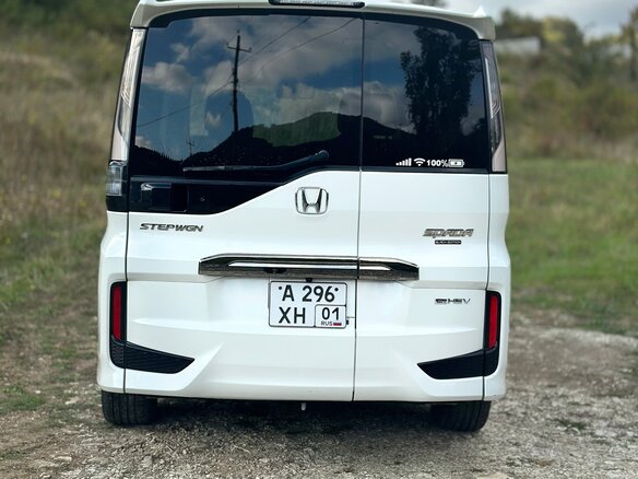 2020 Honda Stepwgn Spada V Рестайлинг, белый, 2599000 рублей - вид 17