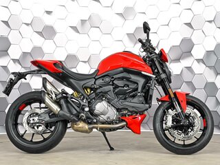 2021 Ducati Monster 937, красный, 819000 рублей, вид 3