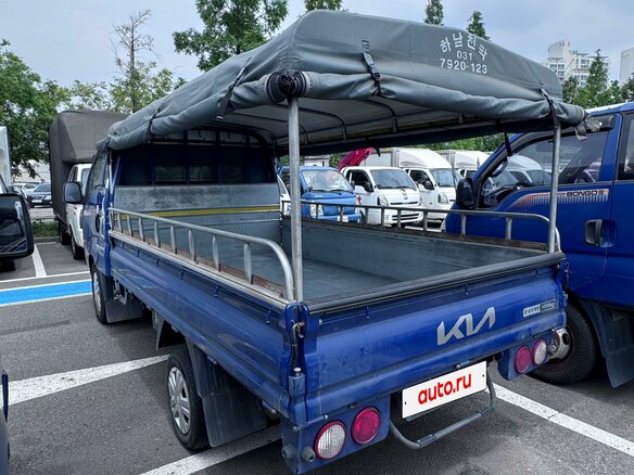 2022 Kia Bongo, синий, 3790000 рублей - вид 5