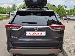 2023 Toyota RAV4 V (XA50), серый, 4800000 рублей, вид 4