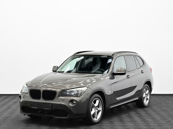 2011 BMW X1 18i I (E84), коричневый - вид 2