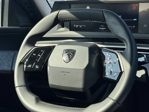 2026 Peugeot 3008 III, серебристый - вид 9