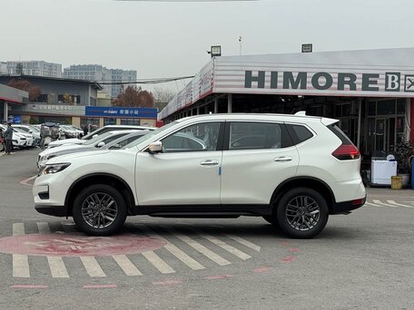 2026 Nissan X-Trail III Рестайлинг 2, белый, 2320000 рублей, вид 3