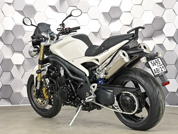 2008 Triumph Speed Triple, серый, 469000 рублей - вид 7