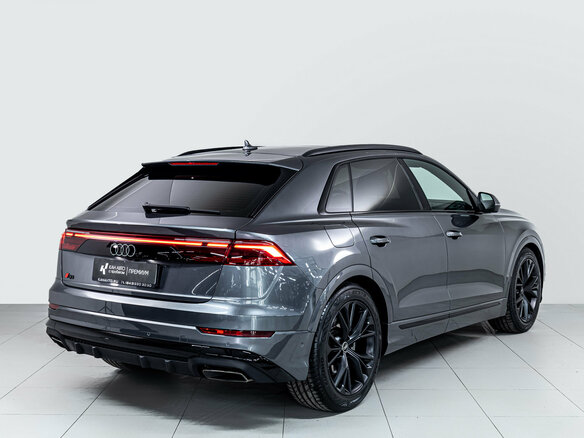 2024 Audi Q8 55 TFSI I (4M) Рестайлинг, серый, 9565000 рублей - вид 3