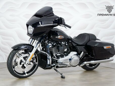 2024 Harley-Davidson Street Glide, чёрный, 2975000 рублей, вид 3