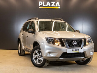 2017 Nissan Terrano III (D10), серебристый, 1269000 рублей, вид 2