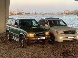 1998 Isuzu Bighorn II, зелёный, 800000 рублей, вид 2