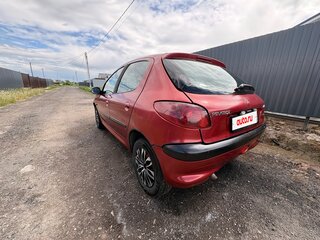 2004 Peugeot 206, красный, 85000 рублей, вид 5