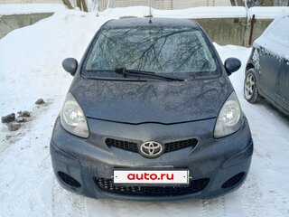 2010 Toyota Aygo I Рестайлинг, серый, 640000 рублей, вид 3