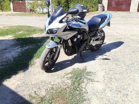 2002 Yamaha FZS600 Fazer, серебристый, 230000 рублей, вид 3