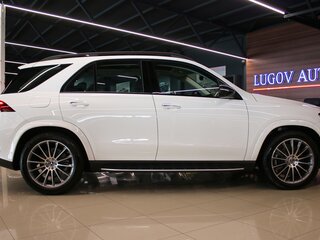 2025 Mercedes-Benz GLE 450 II (V167) Рестайлинг, белый, 12850000 рублей, вид 3