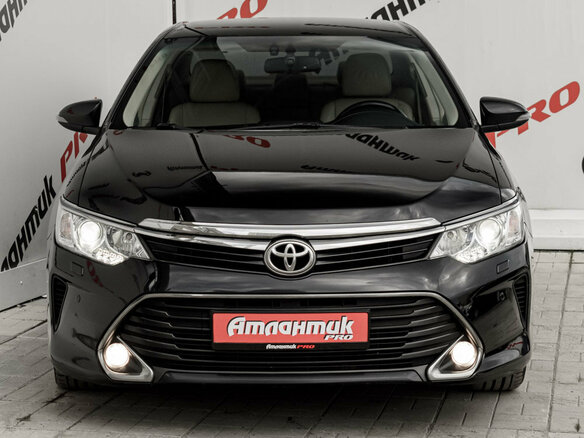 2016 Toyota Camry VII (XV50) Рестайлинг, чёрный - вид 2