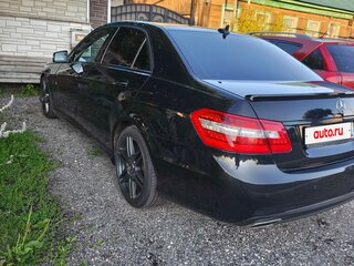 2010 Mercedes-Benz E-Класс 300 IV (W212, S212, C207), чёрный, 1500000 рублей, вид 4