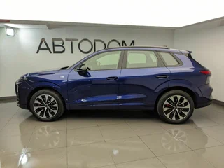 2026 Audi Q3 TFSI III (FJ), синий, 7350000 рублей, вид 5
