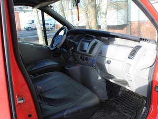 2001 Opel Vivaro A, красный, 590000 рублей, вид 4