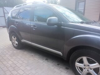 2007 Mitsubishi Outlander II, серый, 700000 рублей, вид 2