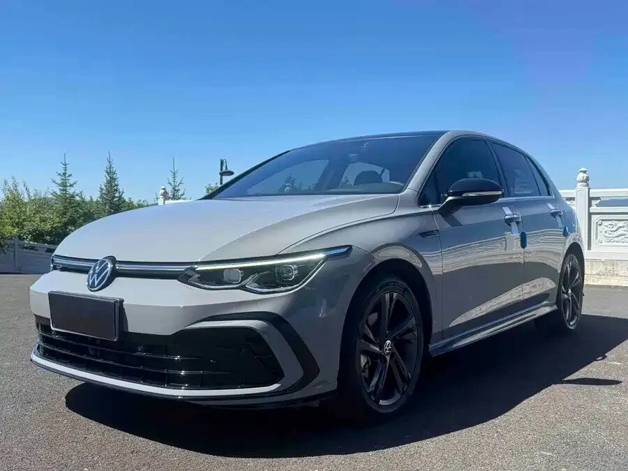Открыть фотографии: Volkswagen Golf VIII