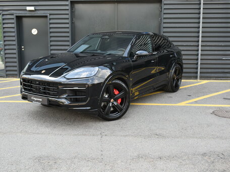 2026 Porsche Cayenne GTS Coupé III Рестайлинг, чёрный, 26900000 рублей, вид 1