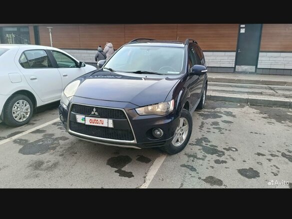 2011 Mitsubishi Outlander II Рестайлинг, синий, 888888 рублей