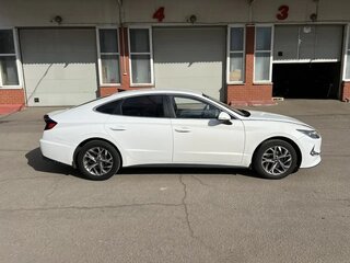 2021 Hyundai Sonata VIII (DN8), жёлтый, 1380000 рублей, вид 4