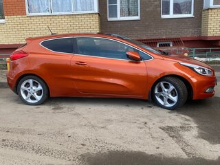 2013 Kia Ceed II, оранжевый, 945000 рублей, вид 4