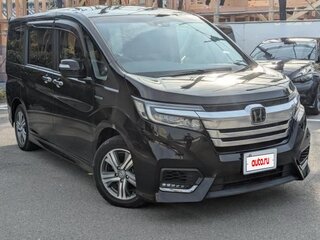 2018 Honda Stepwgn Spada V Рестайлинг, чёрный, 1500010 рублей, вид 3