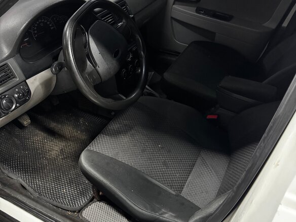 2011 Lada (ВАЗ) Priora I, белый - вид 12