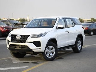 2026 Toyota Fortuner II Рестайлинг, белый, 4800000 рублей, вид 1