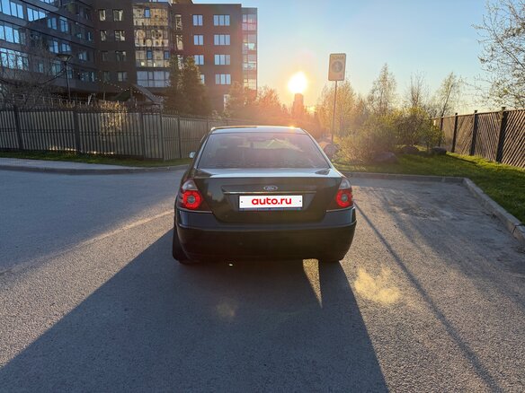 2004 Ford Mondeo III Рестайлинг, чёрный, 380000 рублей - вид 2