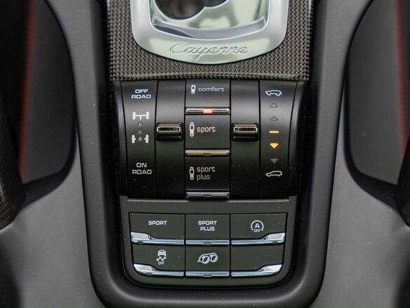 2015 Porsche Cayenne GTS II Рестайлинг (958), чёрный - вид 22