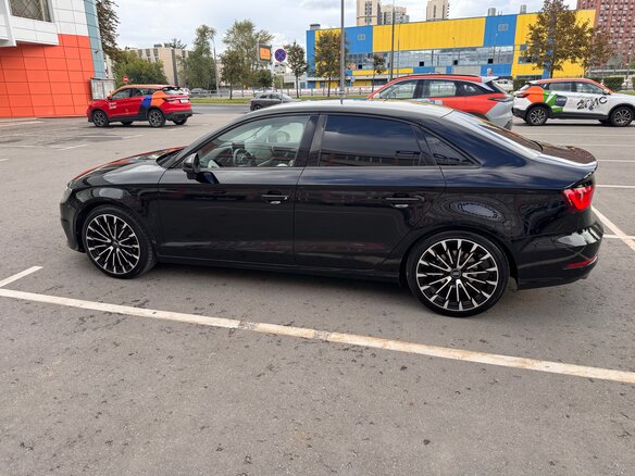 2015 Audi A3 III (8V), чёрный - вид 4