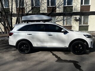 2018 Kia Sorento III Prime Рестайлинг, белый, 2800000 рублей, вид 4