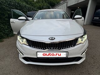 2019 Kia Optima IV Рестайлинг, белый, 2250000 рублей, вид 3
