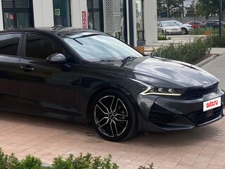 2020 Kia K5 III, серый, 2370000 рублей, вид 2