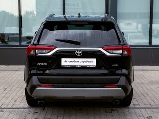 2020 Toyota RAV4 V (XA50), чёрный, 3680000 рублей, вид 4