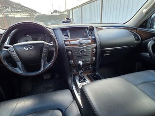 2014 Infiniti QX80 I, чёрный, 2790000 рублей, вид 4