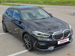2021 BMW 1 серии 118i III (F40), чёрный, 2150000 рублей, вид 2