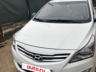 2014 Hyundai Solaris I Рестайлинг, белый, 760000 рублей, вид 2