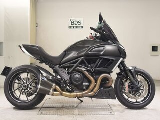 2011 Ducati Diavel Carbon, чёрный, 871000 рублей, вид 2