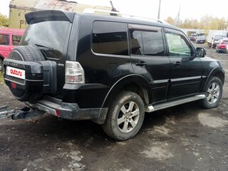 2006 Mitsubishi Pajero IV, чёрный, 1650000 рублей, вид 2