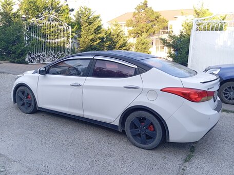 2011 Hyundai Avante V, белый, 915000 рублей, вид 4